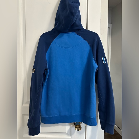 Mondetta Zip-up Hoodie Italy Embroidered in Blue - Picture 5 of 5